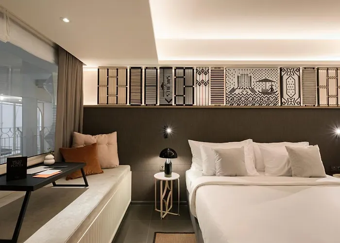 Yanh Ratchawat Hotel 4*