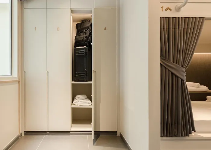 Yanh Ratchawat 4* Banguecoque