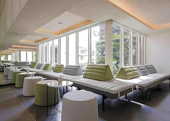 Yanh Ratchawat Hotel 4*